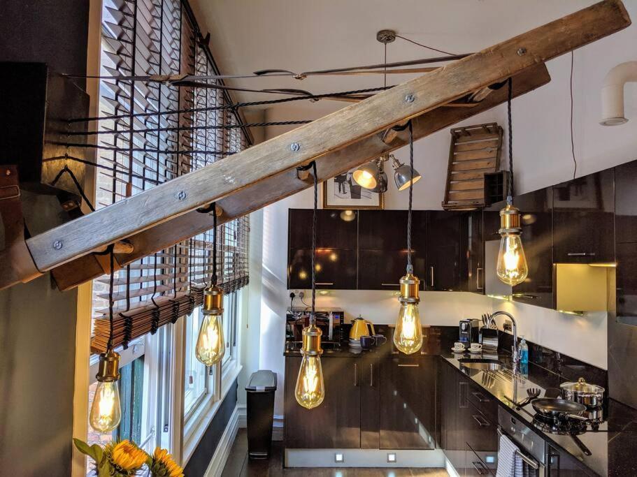 Boutique City Centre Flat By City Superhost マンチェスター エクステリア 写真
